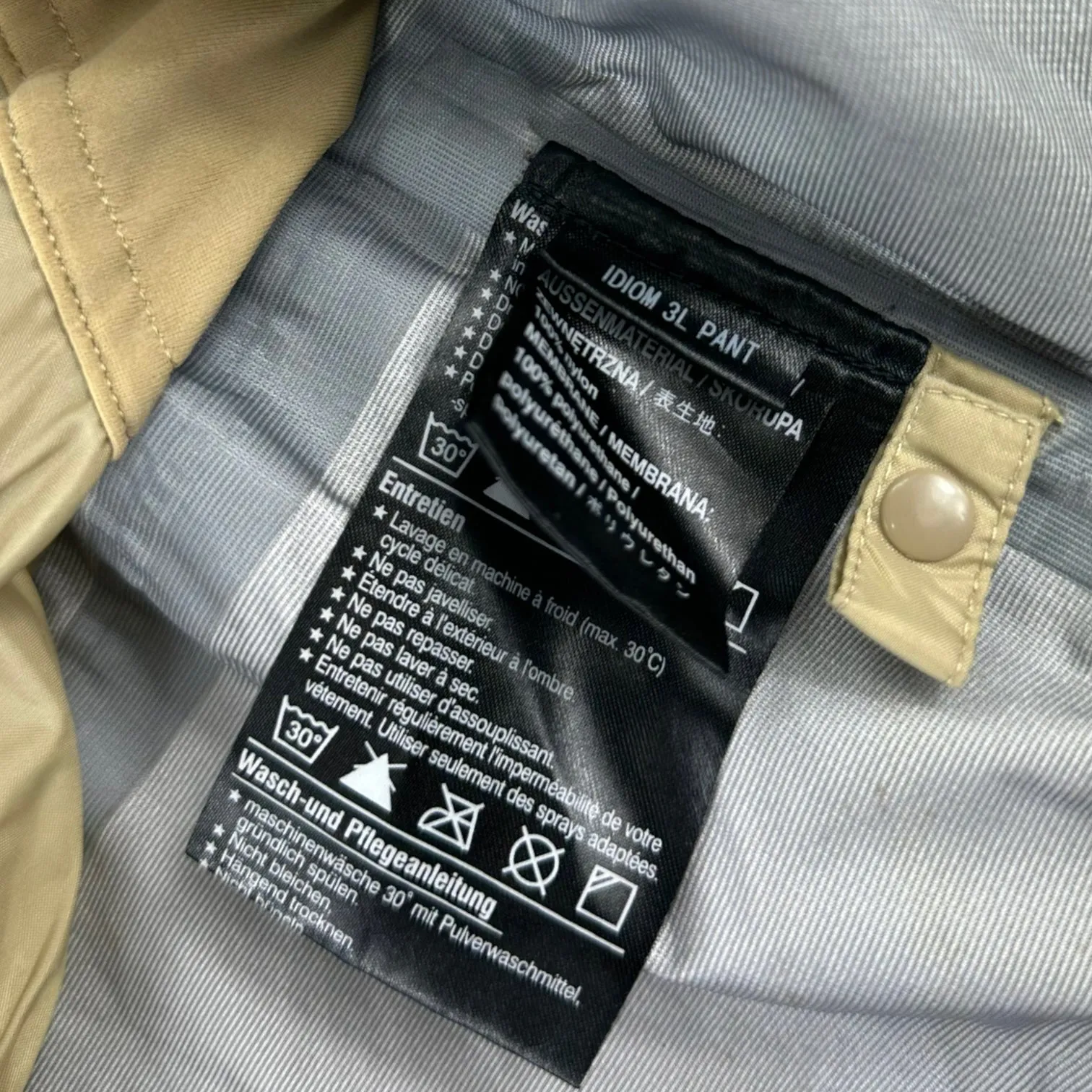 2008 iDiom Hiroshi Fujiwara for Burton Pant 3L Shell Jacket