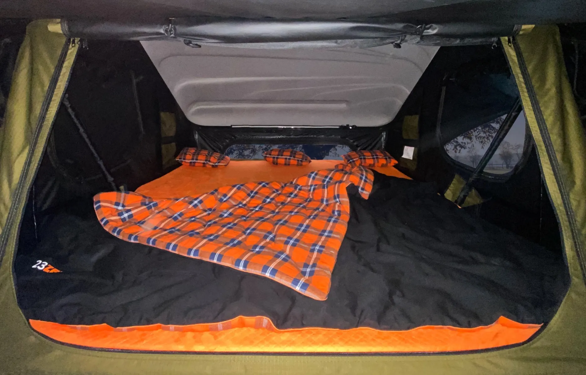 23ZERO YOWIE 1900 rooftop tent