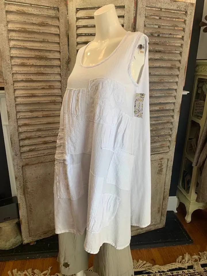 7709 Petirrojo Tank Blouse-White