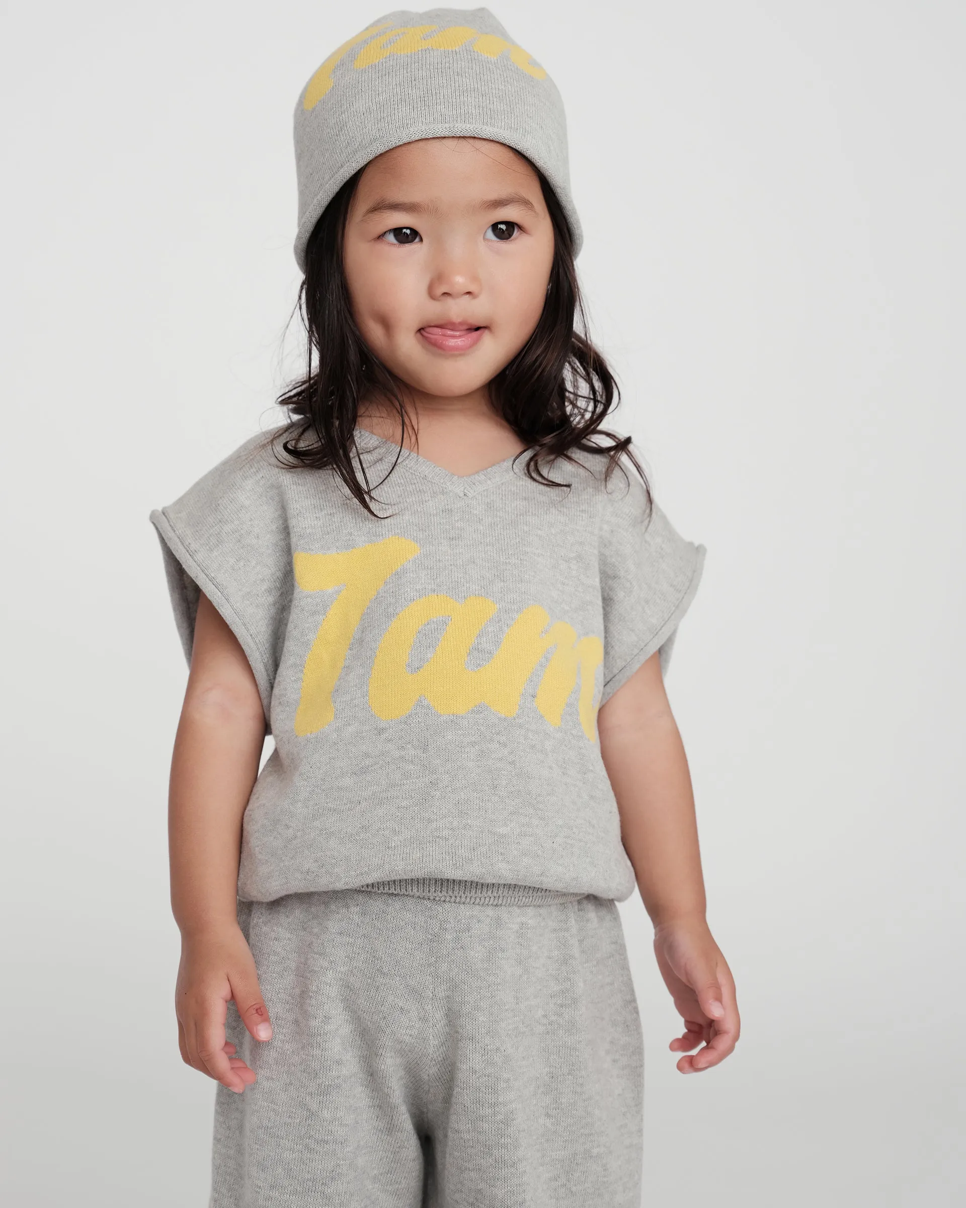 7AM Logo Boxy V-Neck Vest
