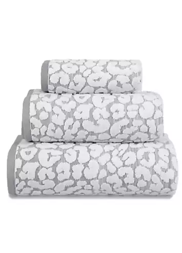 Allure Leopard Jacquard Towels | Kaleidoscope