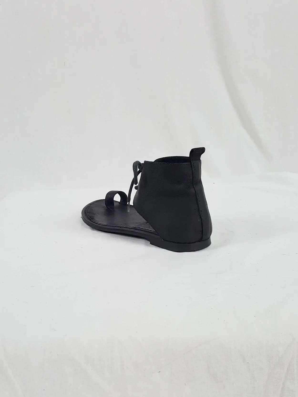 Ann Demeulemeester black lace-up sandals with toe strap (37)