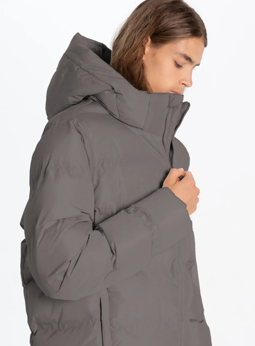 ANTONIE| Midweight Heat Sealed Puffer||ANTONIE|Doudoune mi-légère avec capuche