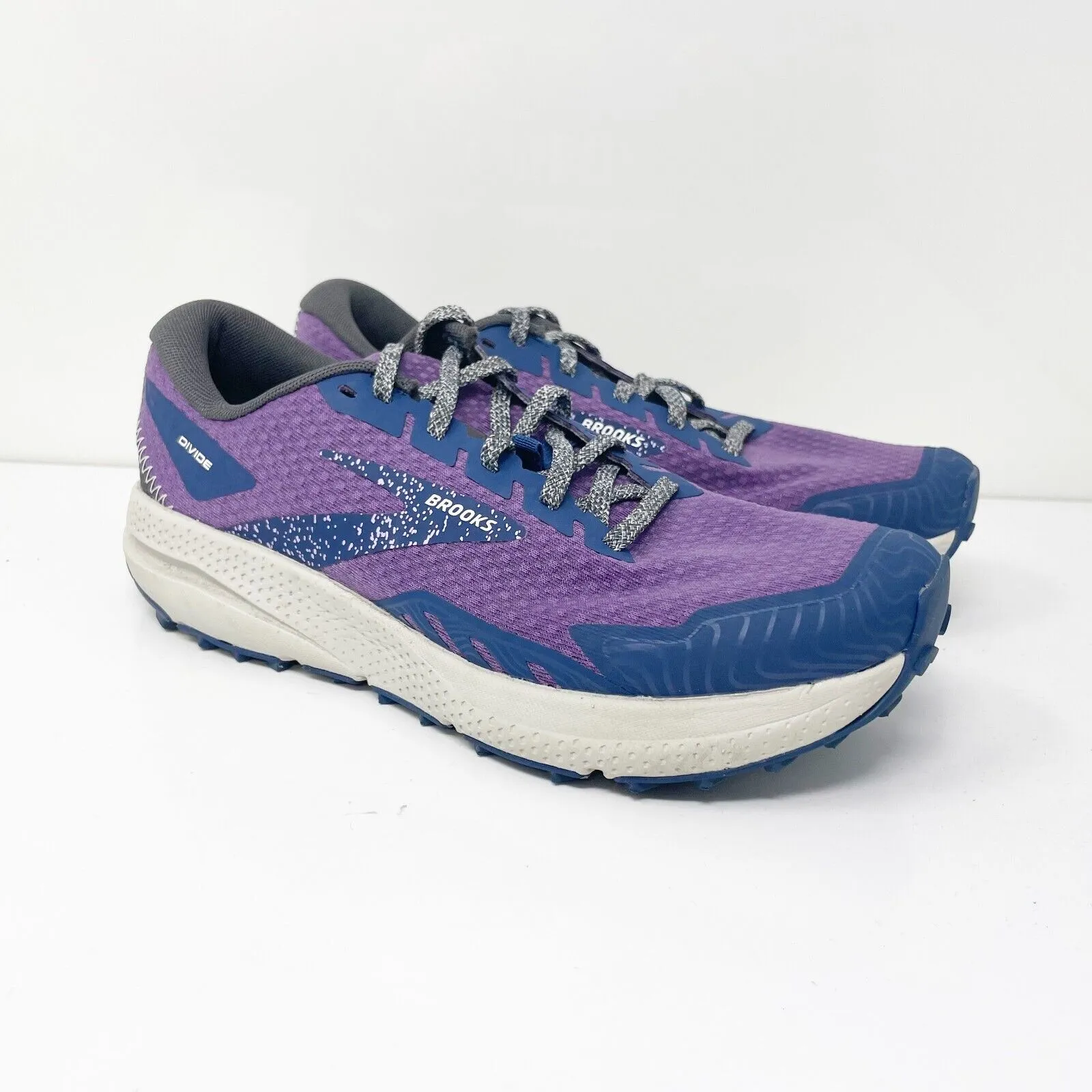 Brooks Womens Divide 4 1203941B582 Purple Running Shoes Sneakers Size 7.5 B