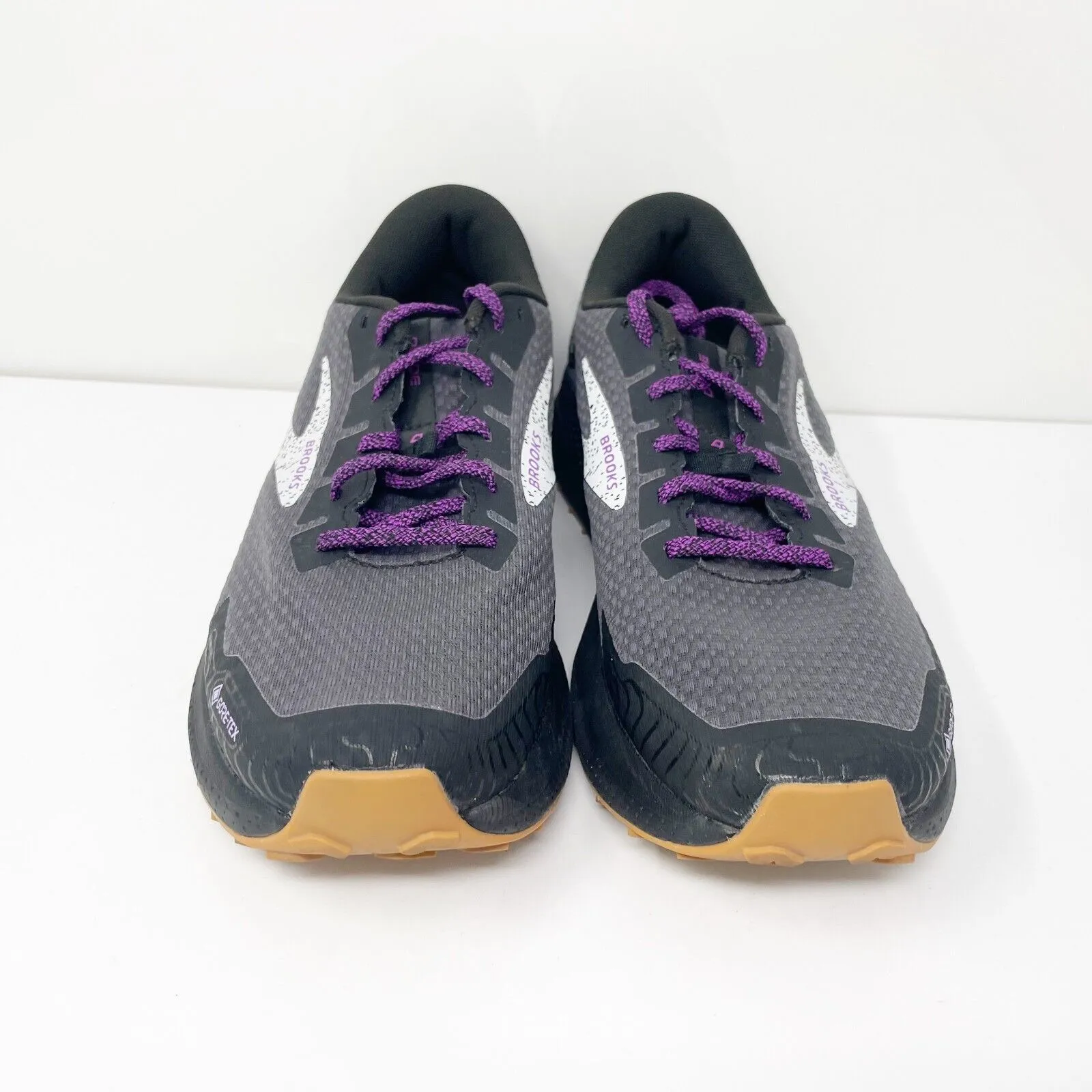 Brooks Womens Divide 4 GTX 1203931B073 Black Running Shoes Sneakers Size 10 B