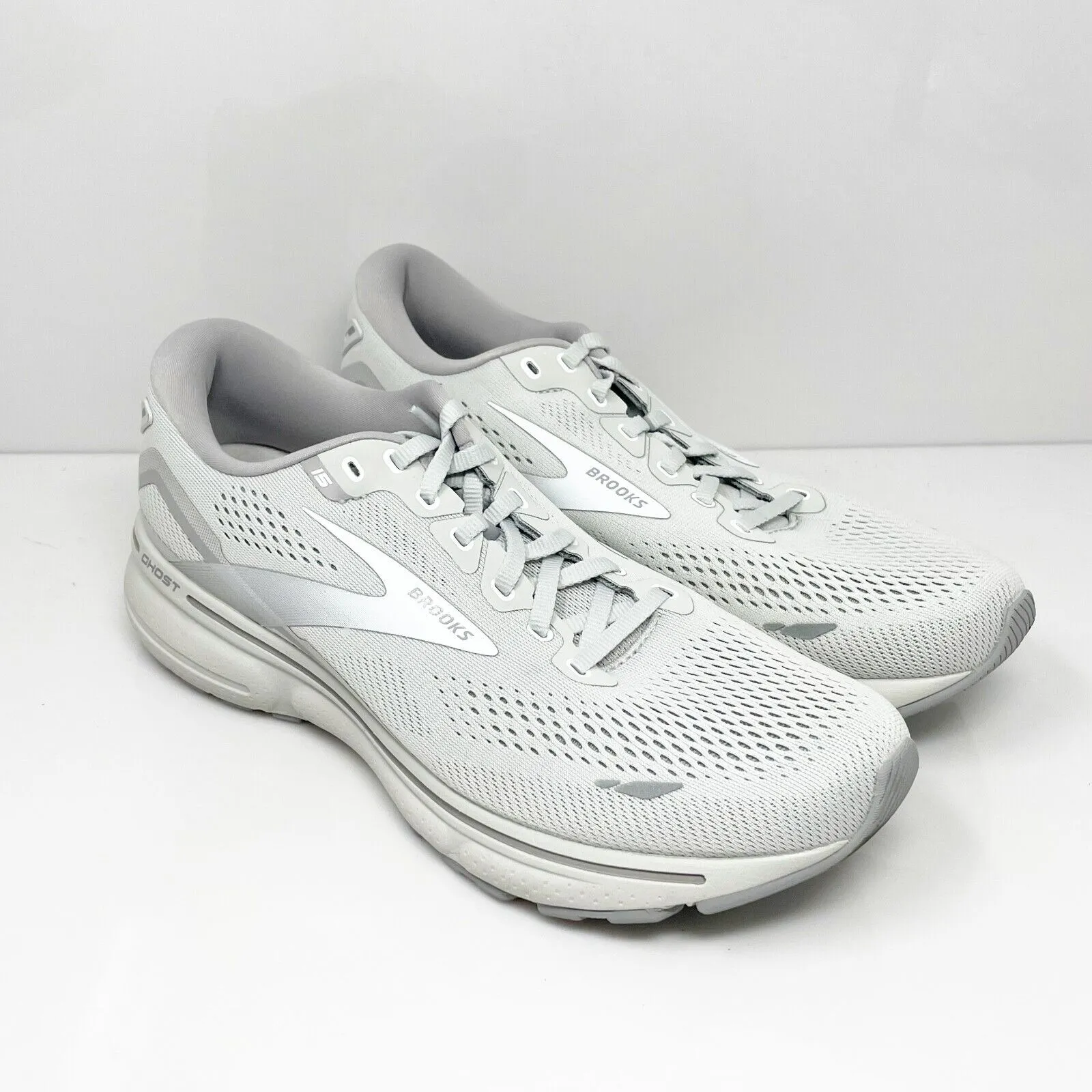 Brooks Womens Ghost 15 1203801B112 White Running Shoes Sneakers Size 11 B