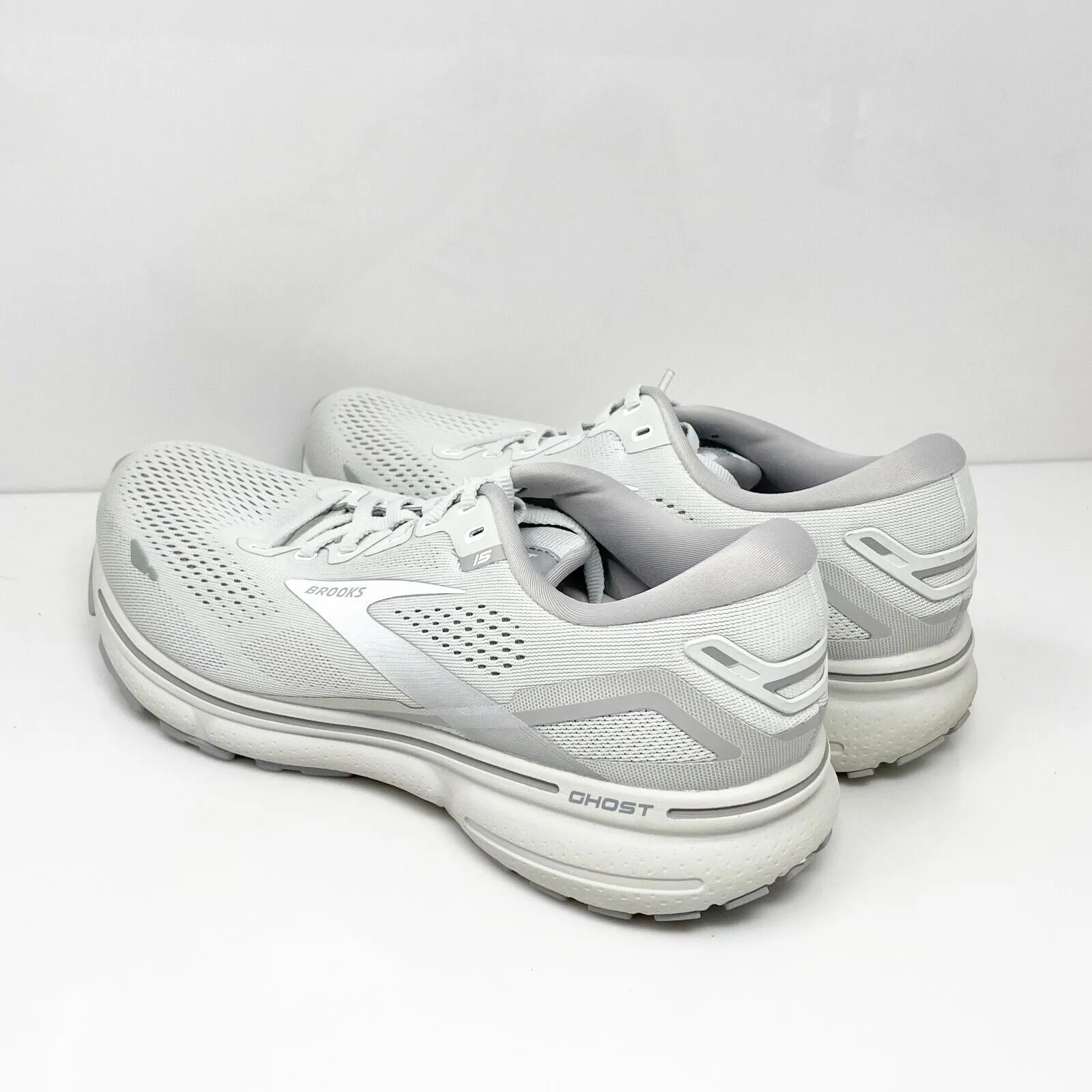 Brooks Womens Ghost 15 1203801B112 White Running Shoes Sneakers Size 11 B