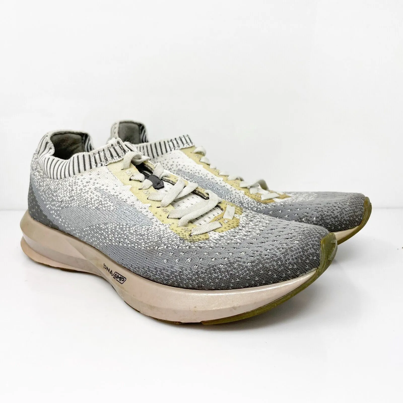 Brooks Womens Levitate 2 1202791B060 Gray Running Shoes Sneakers Size 6.5 B