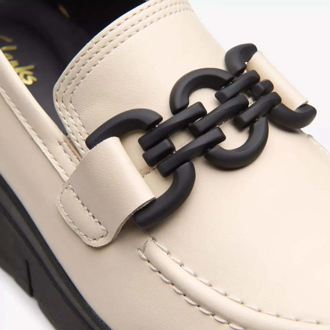 Clarks Loriini Izzy 26179804 Cream Leather Slip On Shoe