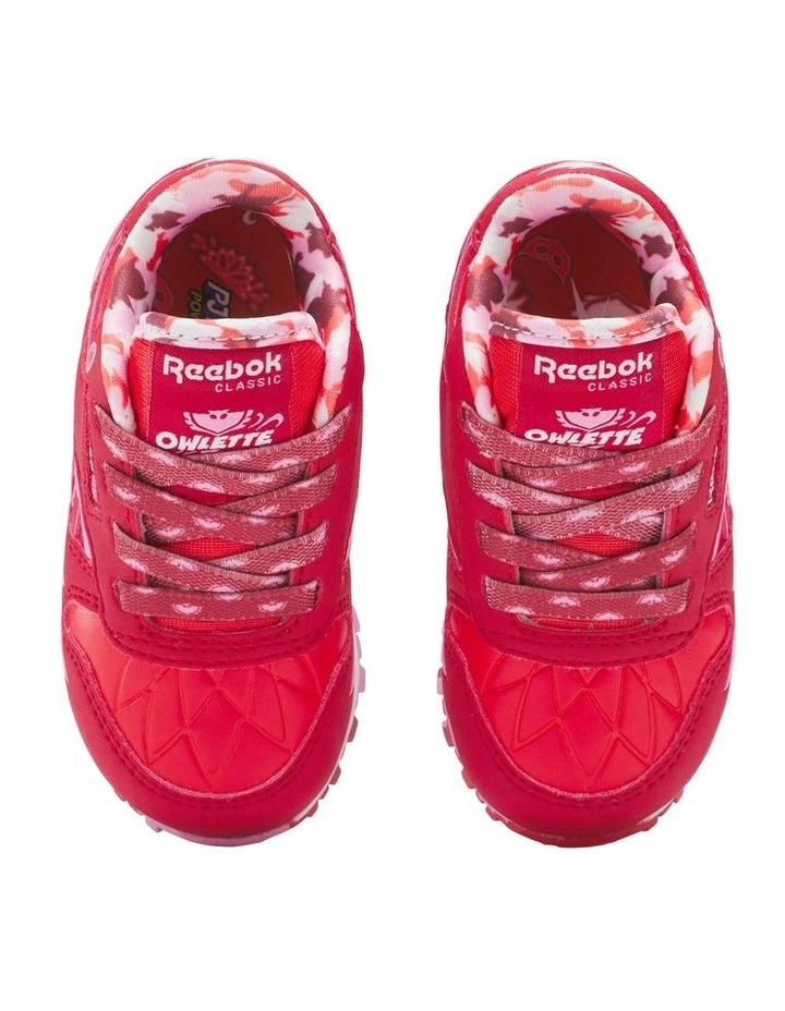 Classic Leather Step N Flash Sneakers in Red