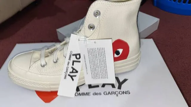 Comme des garÇons x chuck taylor all star hi 'milk