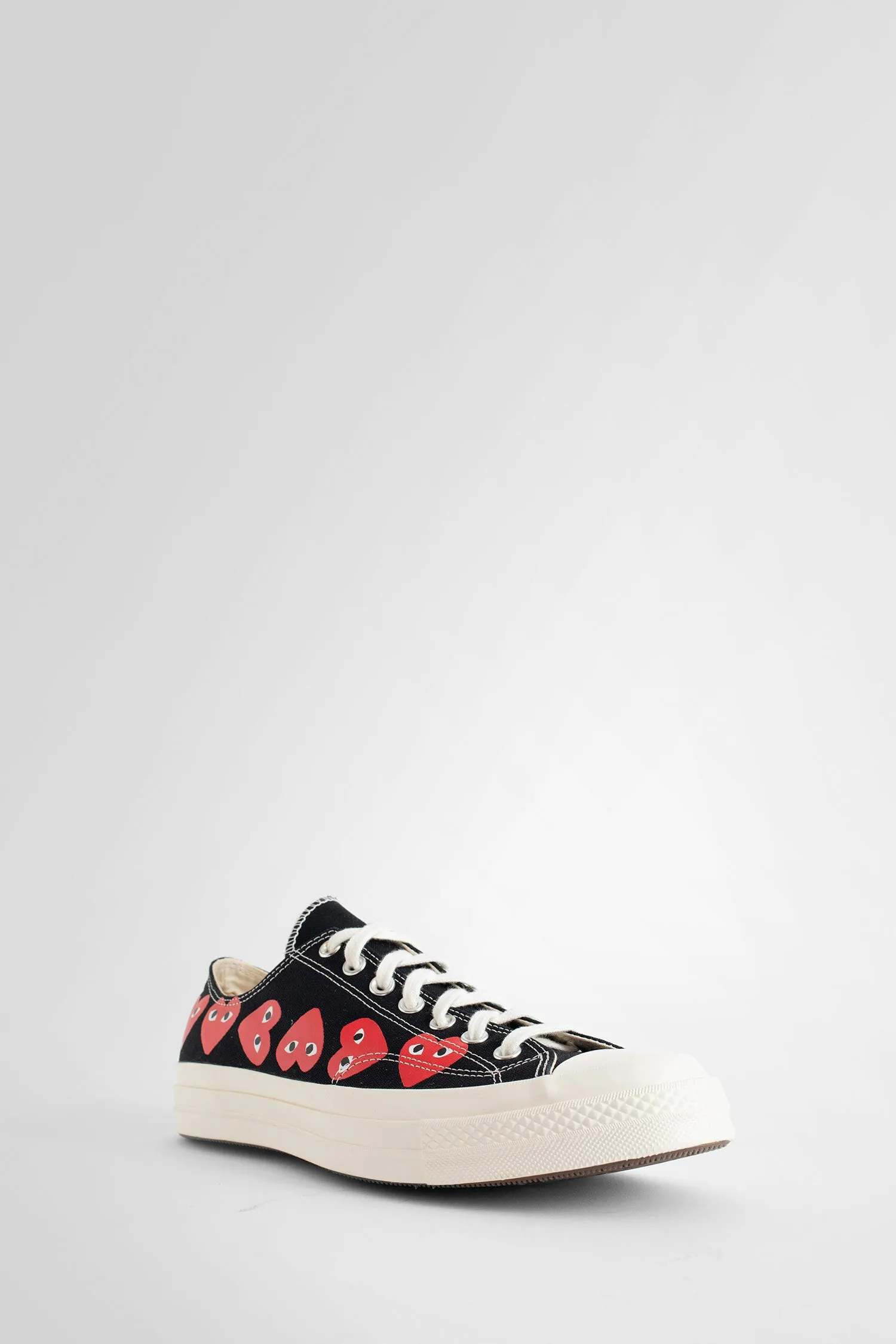 comme des garçons play converse collaboration multi heart chuck 70 low sneakers