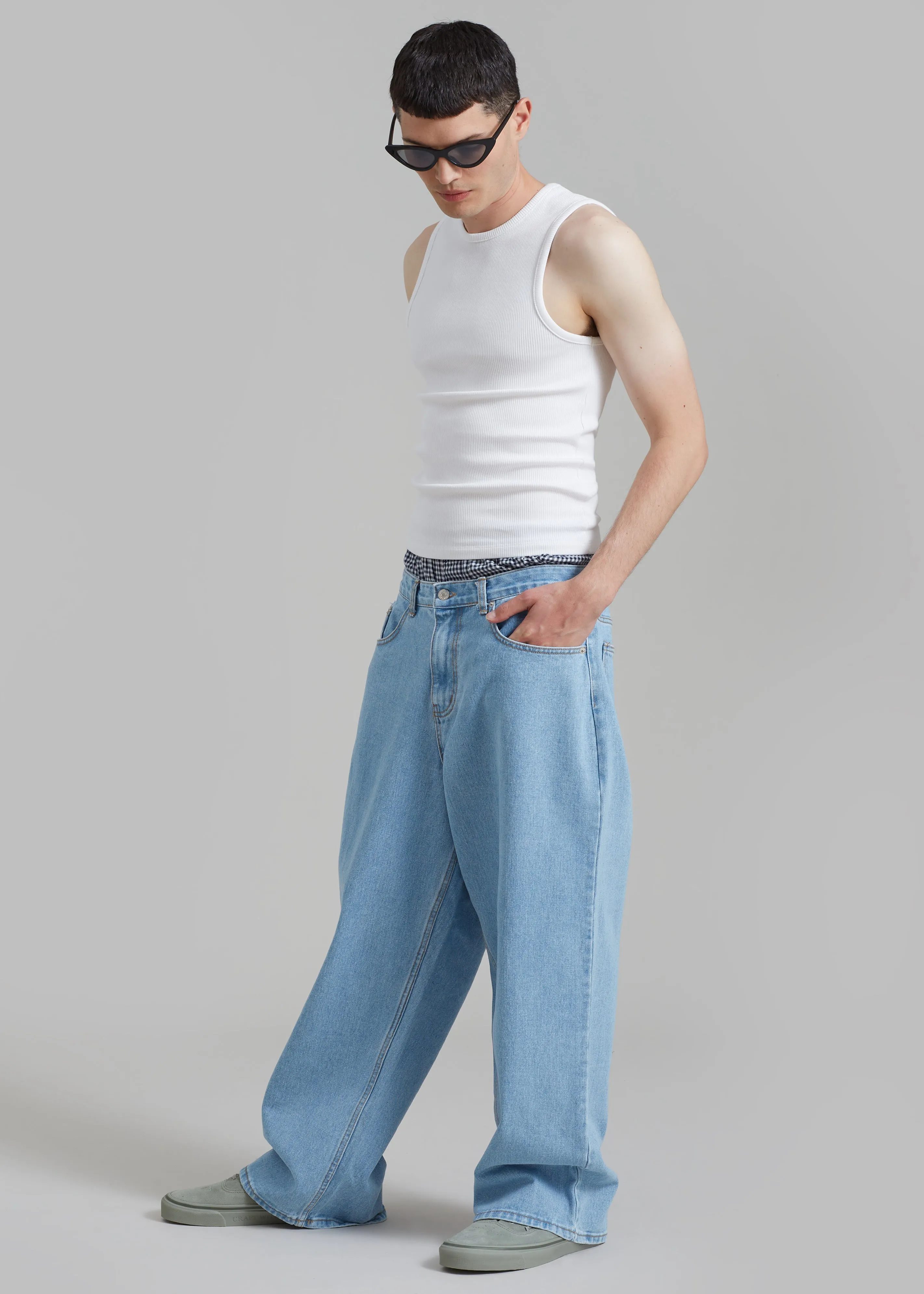 Connor Jeans - Worn Wash