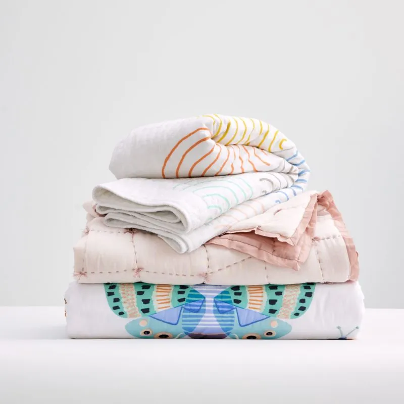 Crate&Barrel Meadow Organic Cotton Baby Crib Quilt