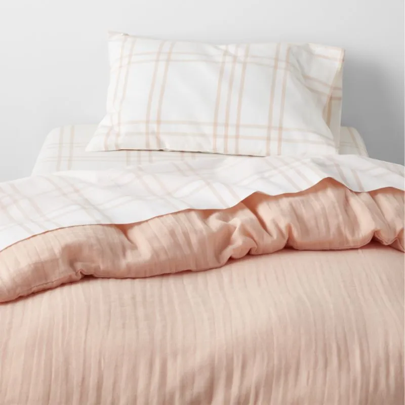 Crate&Barrel Stax Elegant Pink Yarn-Dyed Organic Cotton Toddler Sheet Set