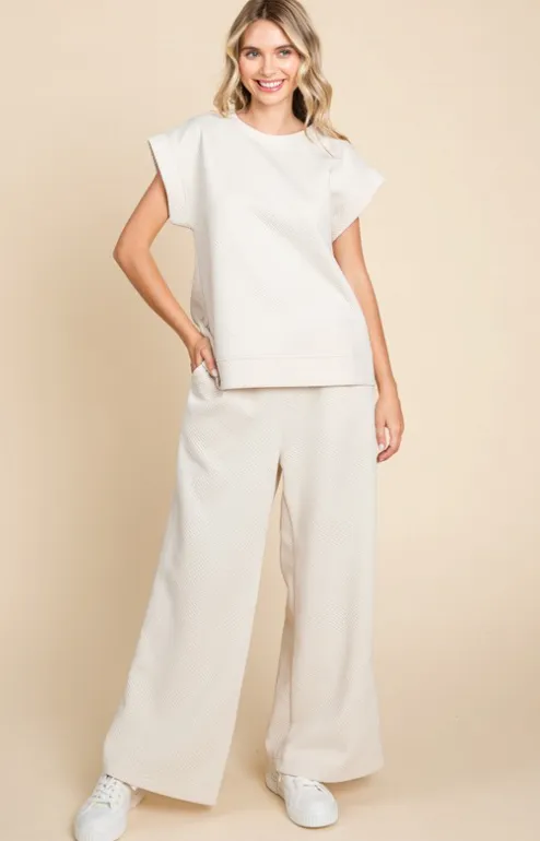Darcy Textured Short Sleeve