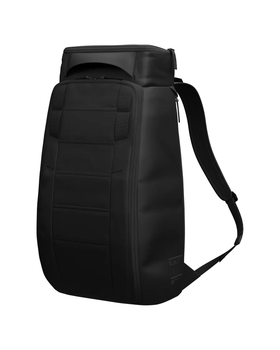 DB Journey - Hugger 30L Backpack - Black Out