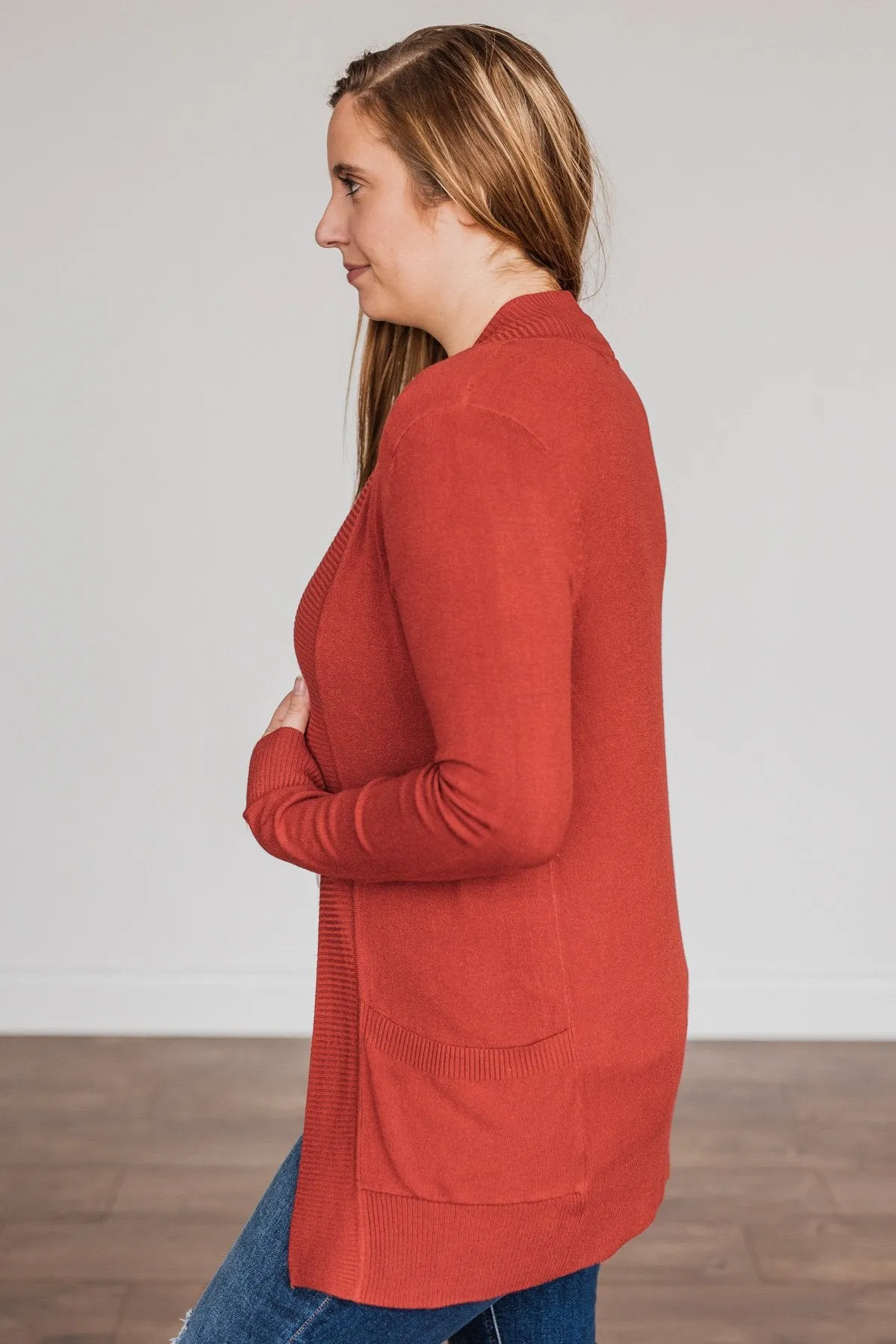 Essential Cardigan- Red