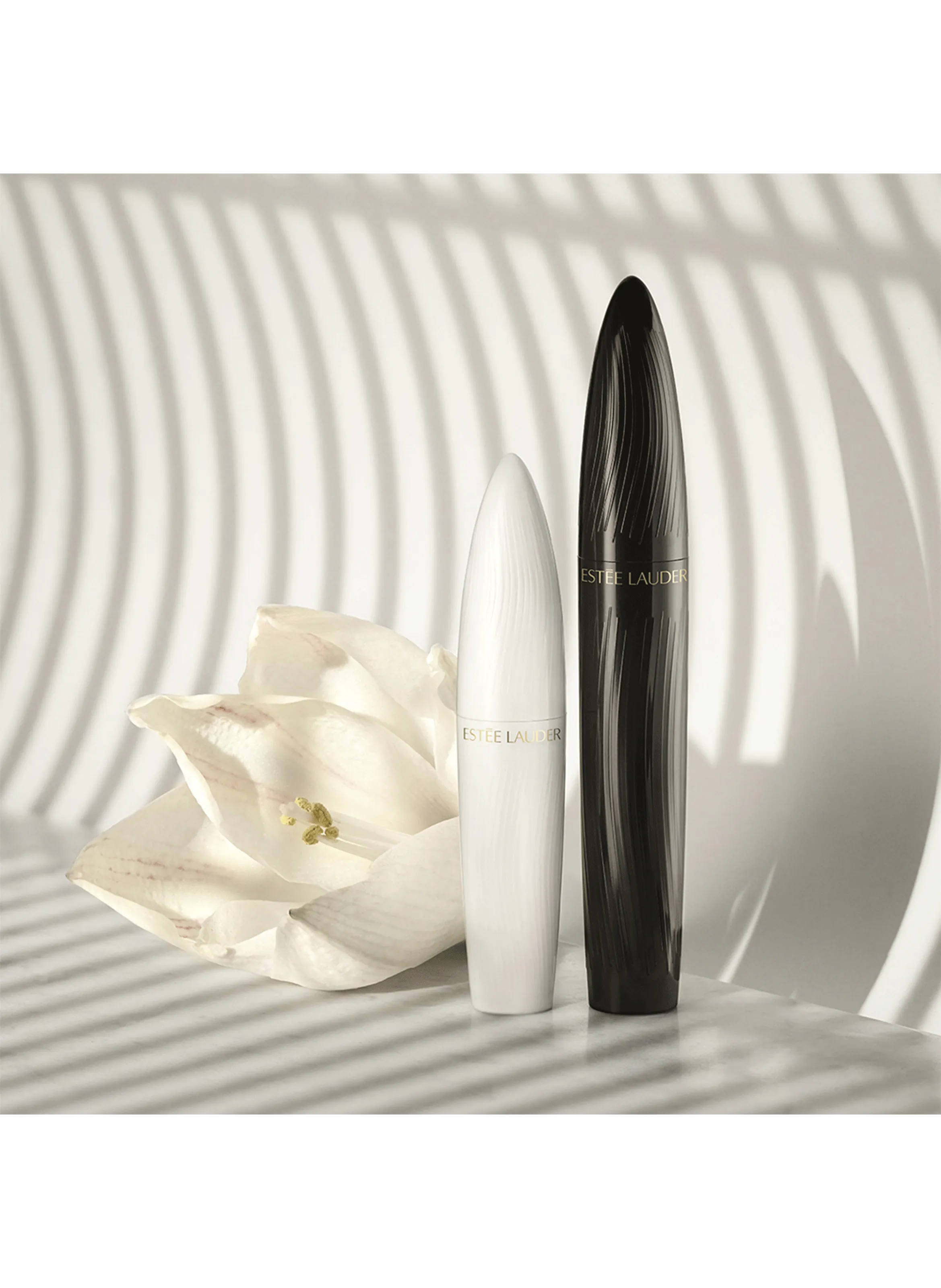 ESTÉE LAUDER  Turbo Lash - High Powered Volume and Length Mascara - Black