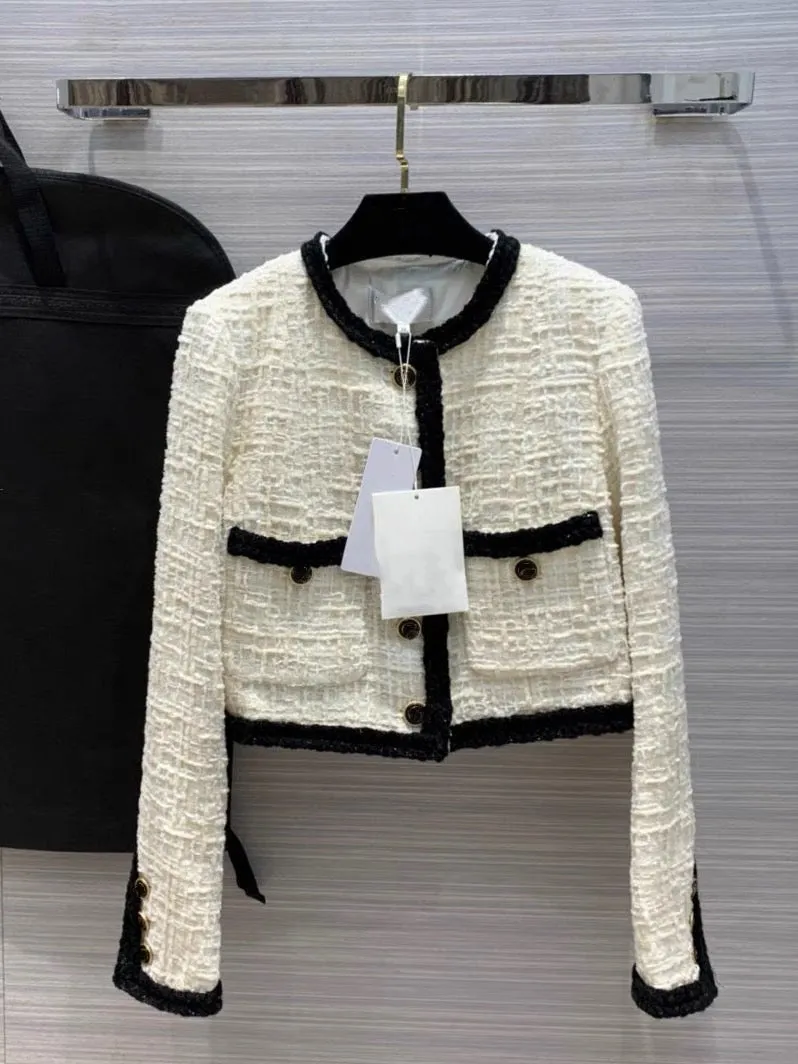 European station small fragrant style jacket for women autumn 2023 new top design niche high-end temperament short style trendy