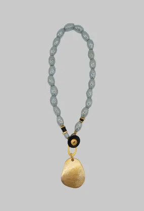 Gold Pendant Necklace in Metallic Blue