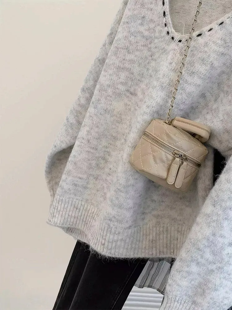 Gray pullover v-neck sweater for women in autumn and winter, 2024 new loose and lazy style knitted top for outer wear and inner 