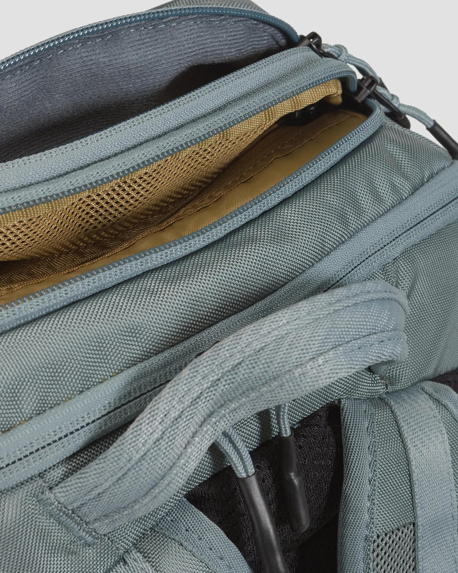 Grey Thule Chasm Laptop Backpack 26L 3204984-pondgrey