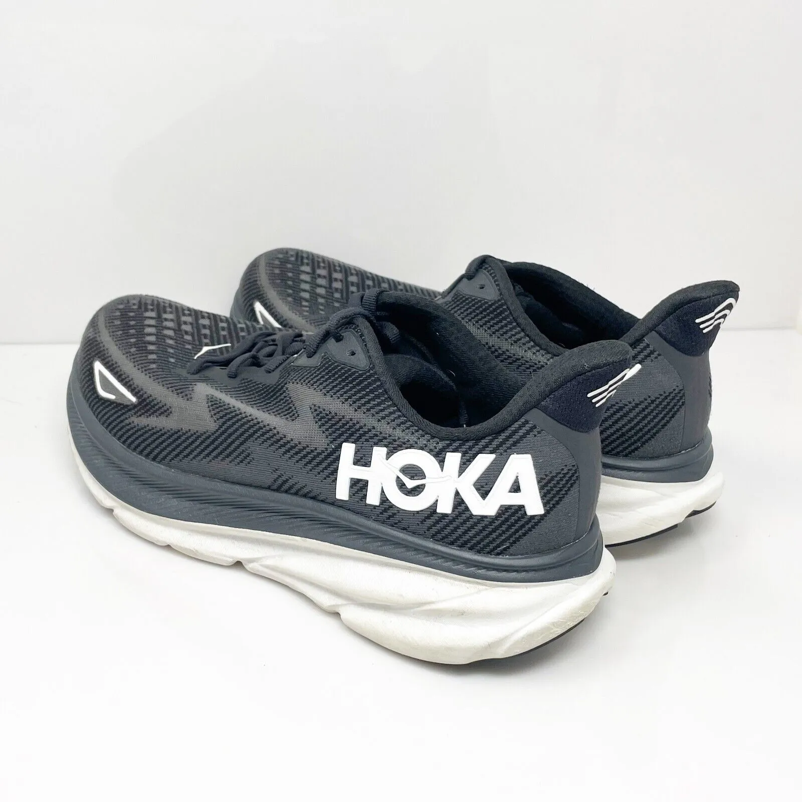 Hoka One One Mens Clifton 9 1132210 BWHT Black Running Shoes Sneakers Size 11 2E