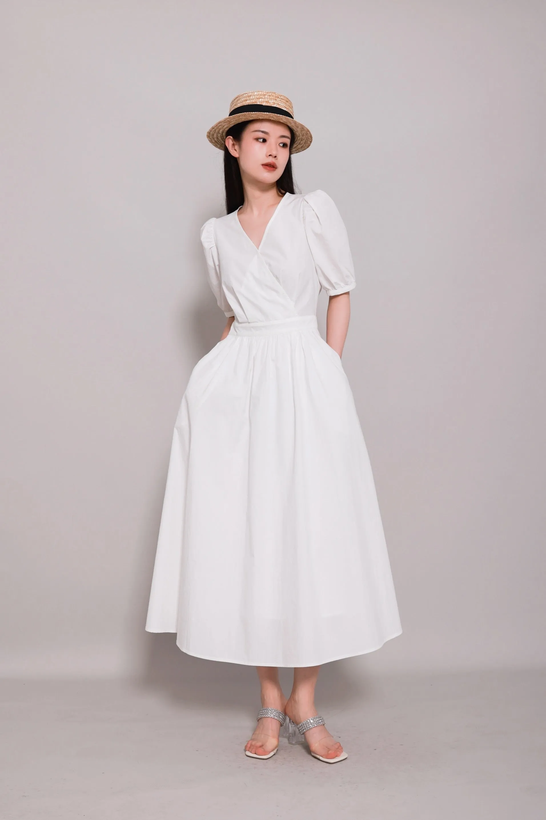Huajia studio new 2024 summer commuting V-neck high waist peacock blue solid color pullover backless short-sleeved long skirt