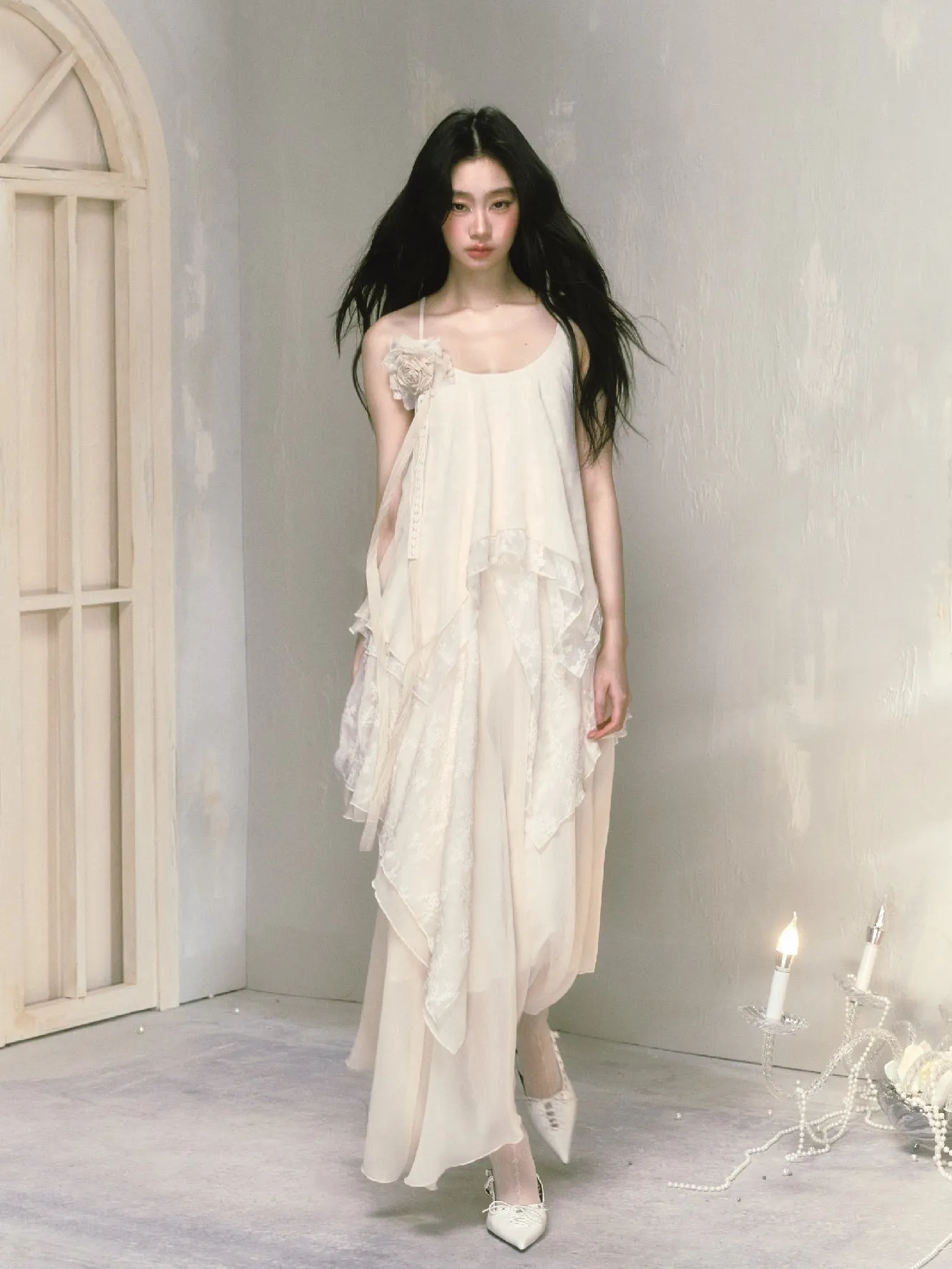 Lace Three-Dimensional Flower Irregular Sling Dress ＆ Broach ＆ Cardigan