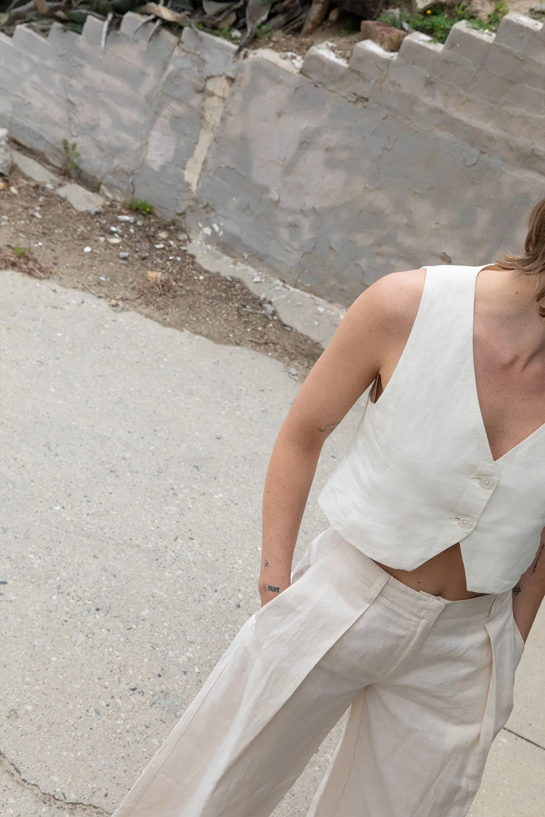 LINEN BLEND SUITING VEST