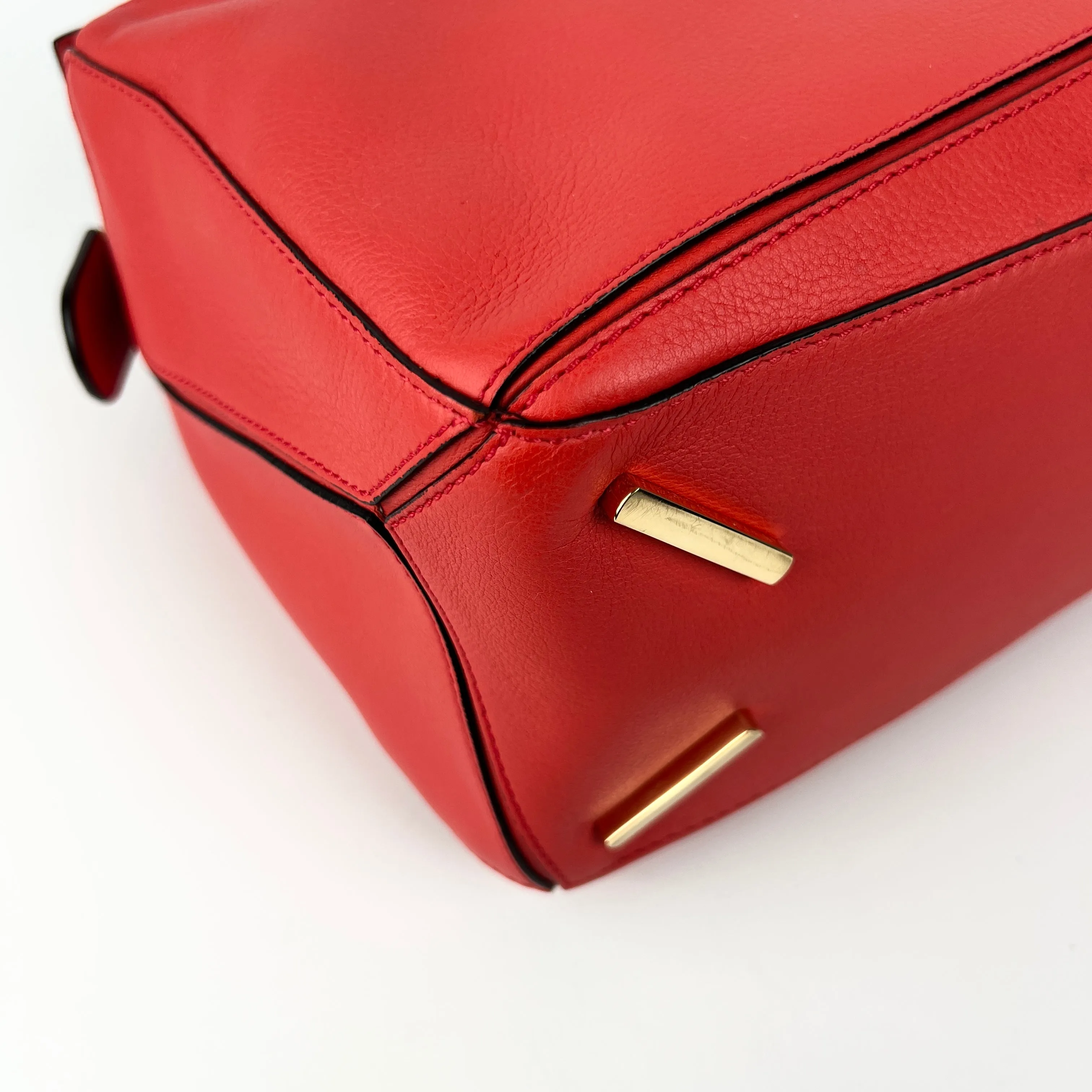 Loewe Medium Puzzle Red