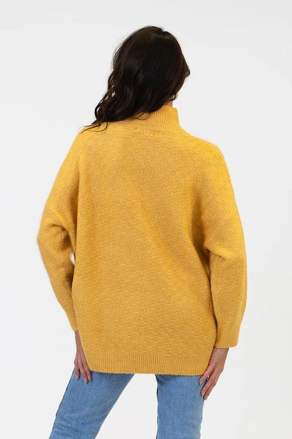 Lyla & Luxe Taylor Turtleneck