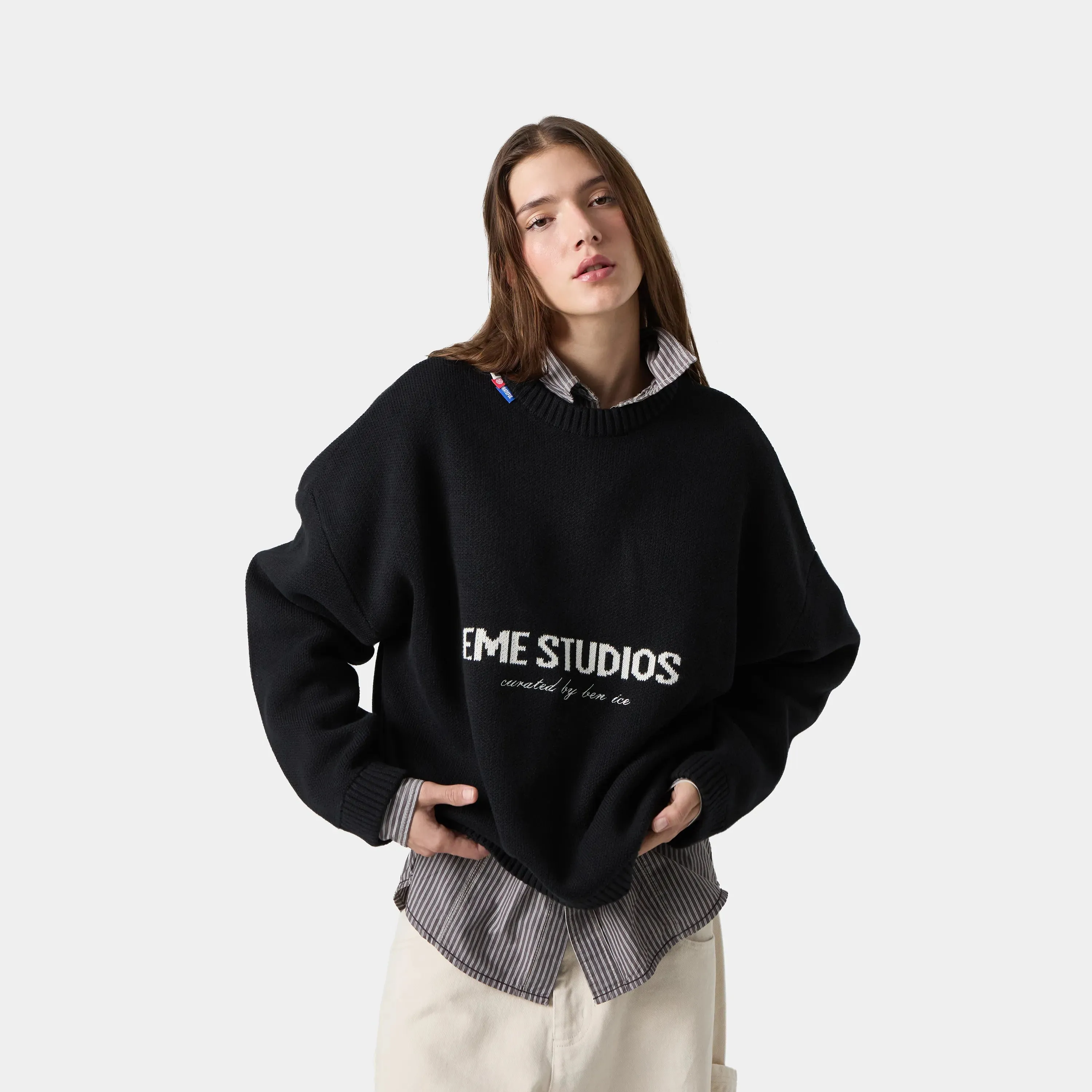 Master Flag Shadow Knit Sweater