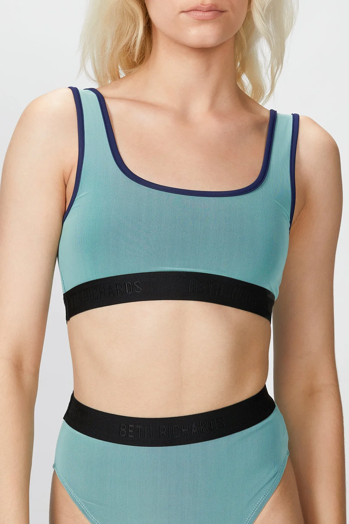 MESH SHORT