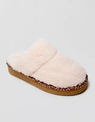 Minnetonka Cerise Slipper-