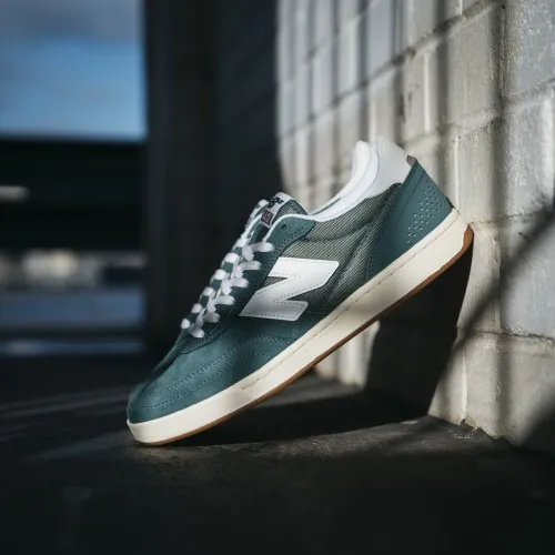 New Balance 440 V2 New Spruce / White