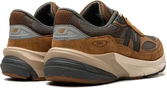 New Balance 990v6 