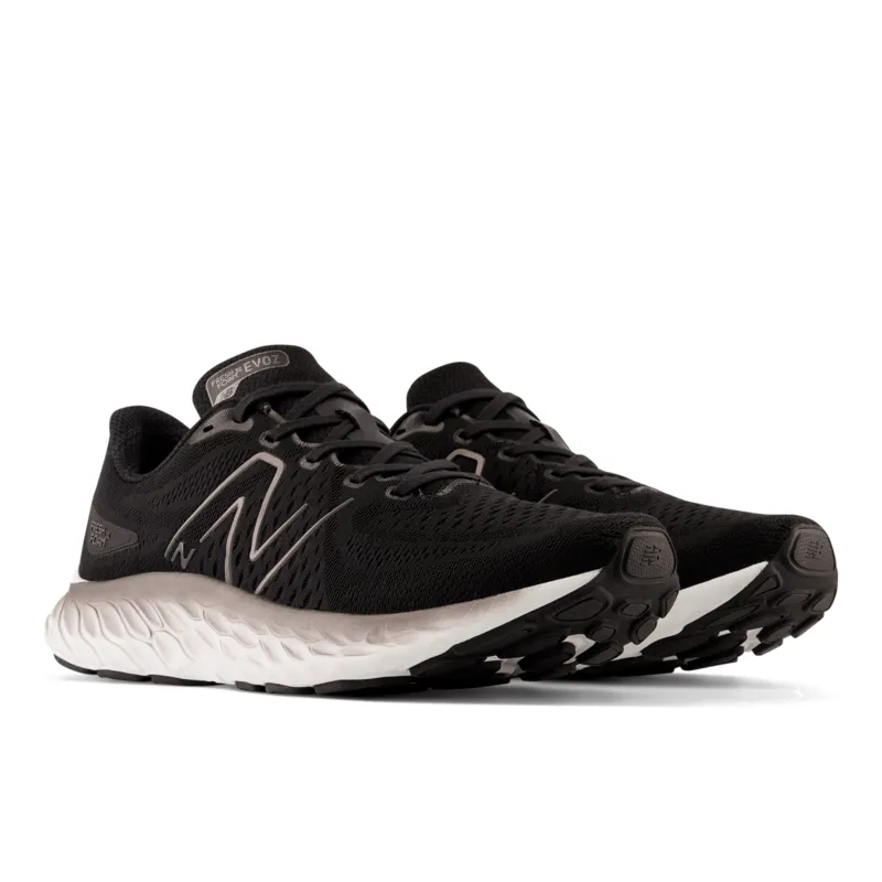 New Balance Men's Fresh Foam X EVOZ V3 Running Shoe - MEVOZLK3 (Wide)