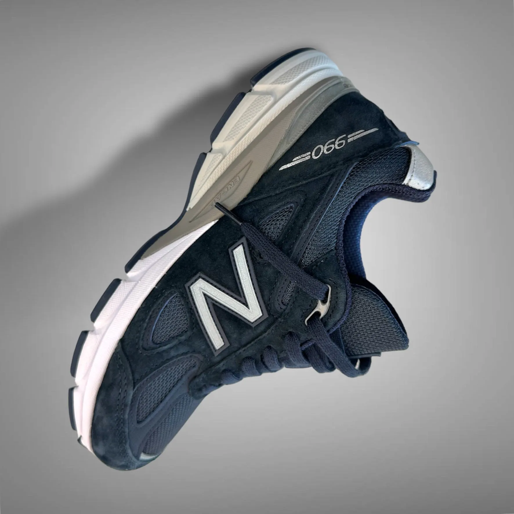 New Balance Men’s U990NV4 Navy