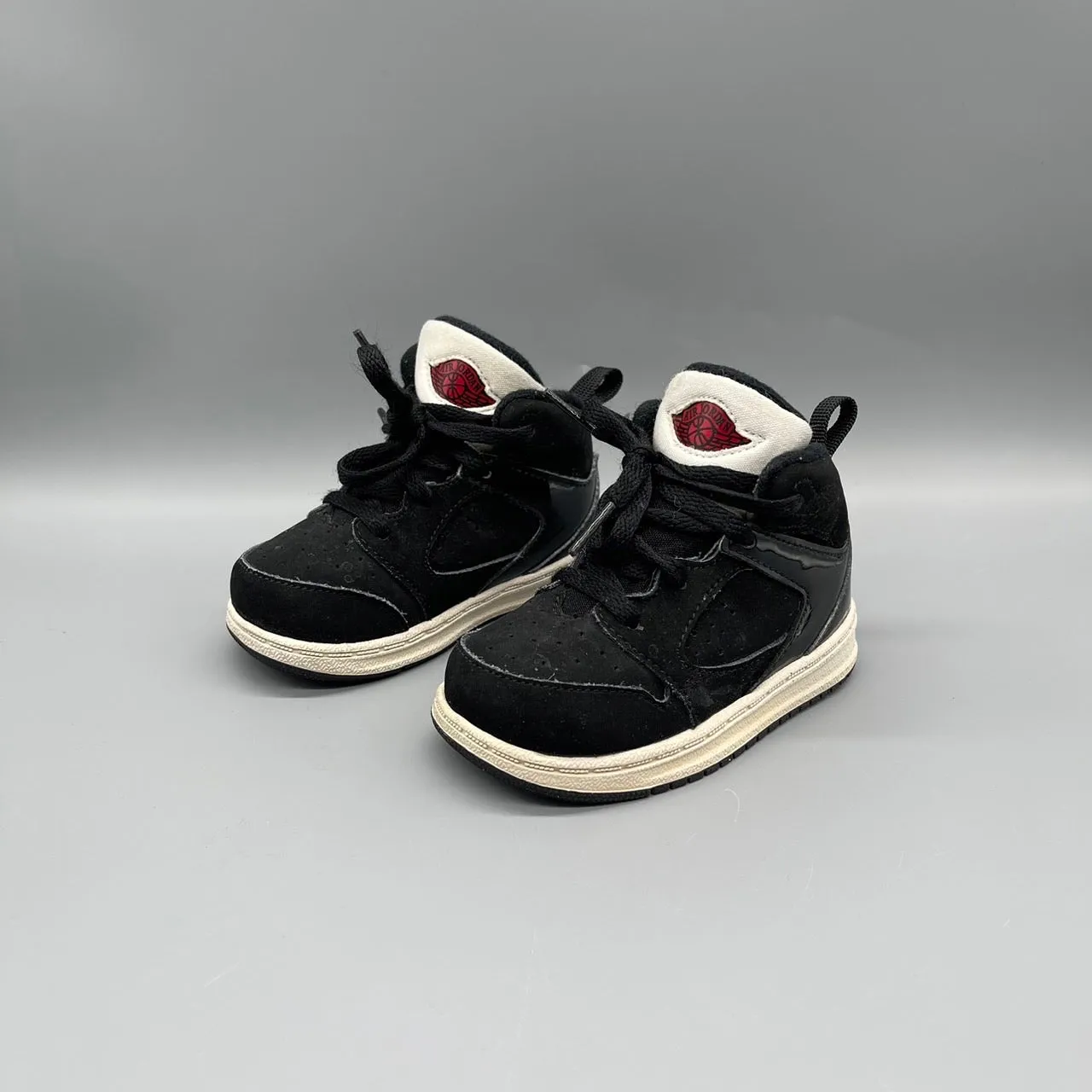Nike / Air Jordan / Runner / US6