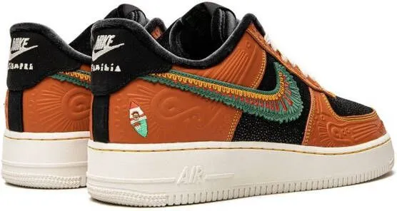Nike Air Force 1 '07 LX 