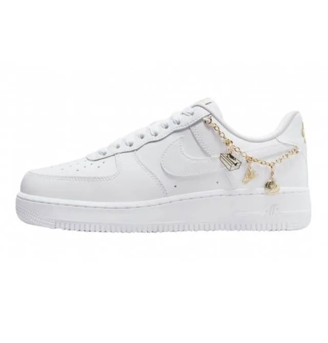 Nike air force 1 low lx lucky charms dd1525-100