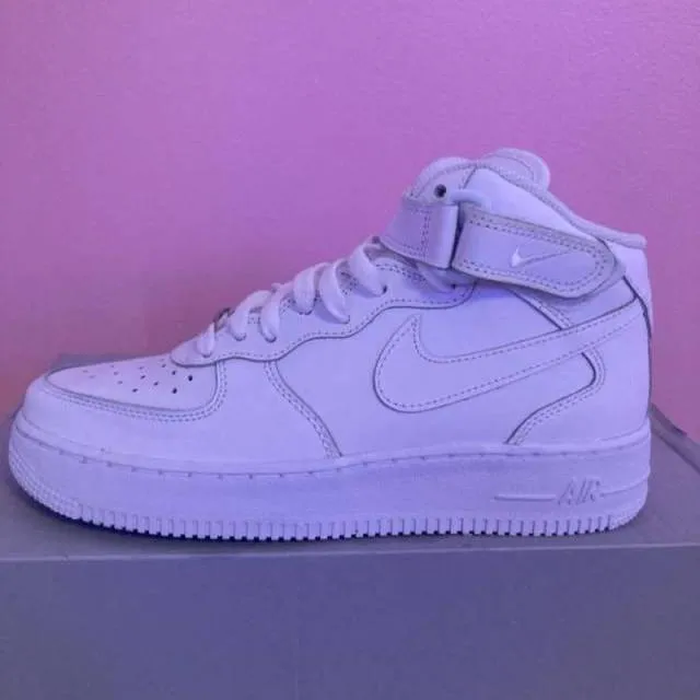 Nike air force 1 mid gs triple white