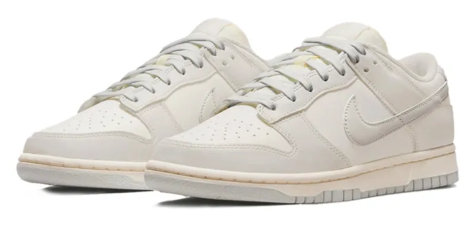NIKE DUNK LOW LIGHT BONE (W)