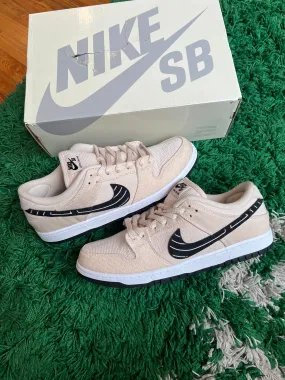 Nike SB Dunk Low “Albino & Preto”