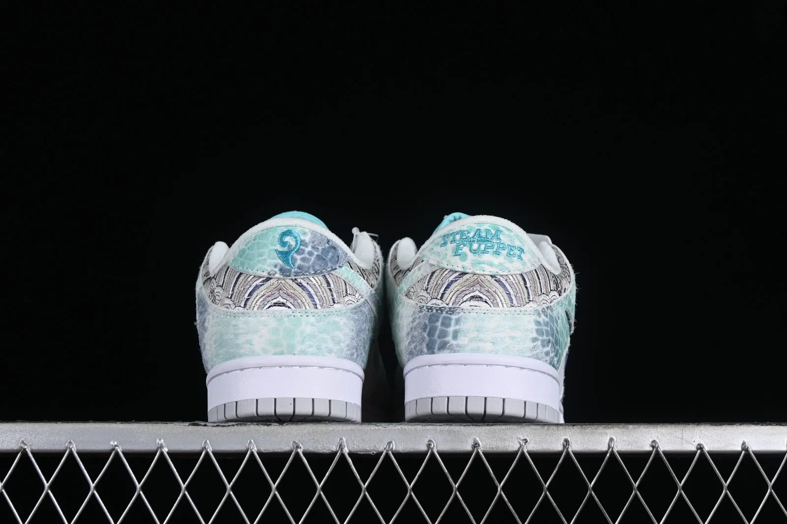 Nike SB Dunk Low CNY Pure Platinum White Grey DV0831-101