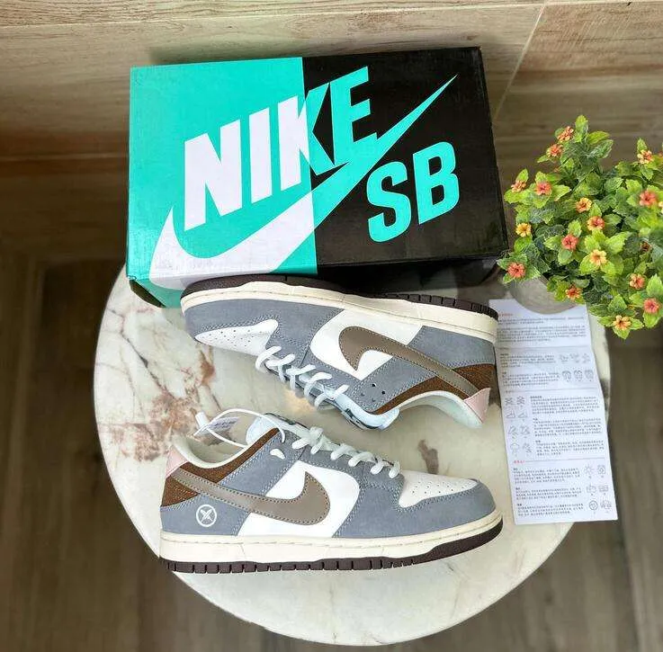 NIKE SB DUNK