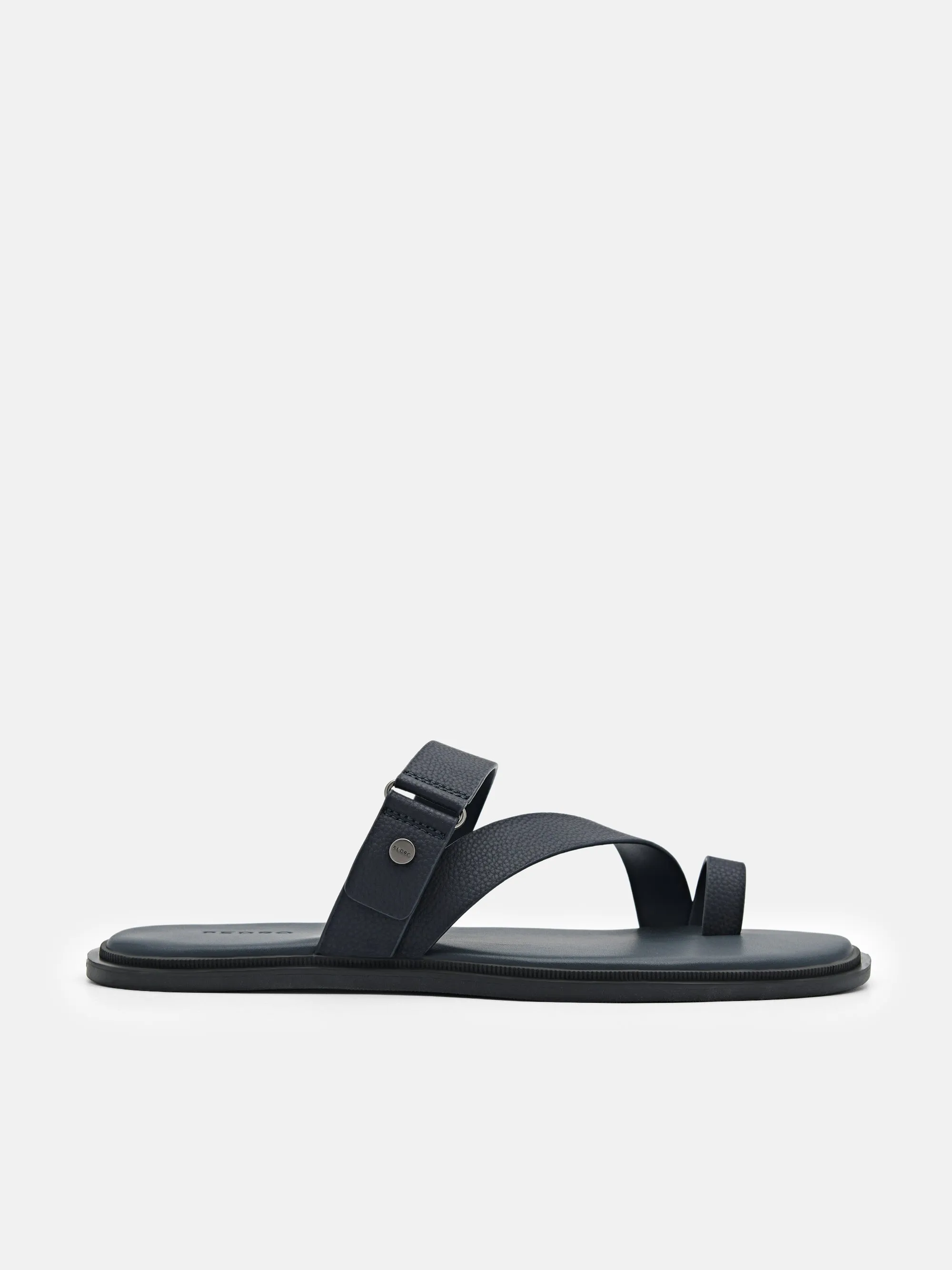 Oliver Toe Loop Sandals