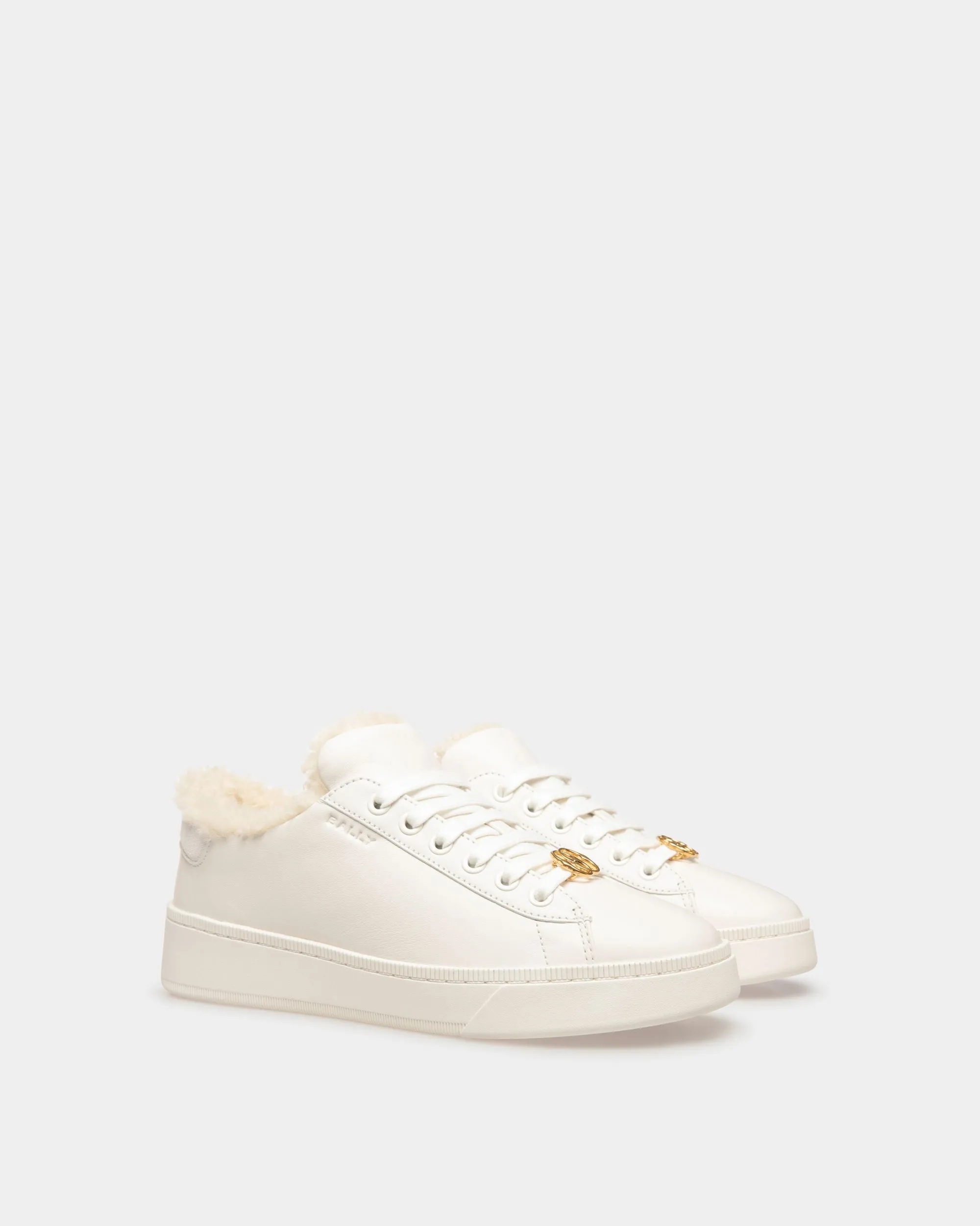 Raise Sneakers In White Leather 